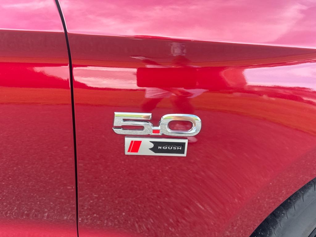 2017 Ford Mustang - $39,995